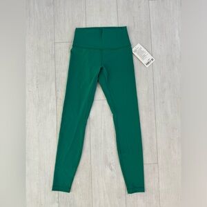 Brand New Lululemon Wunder Train 28” Leggings